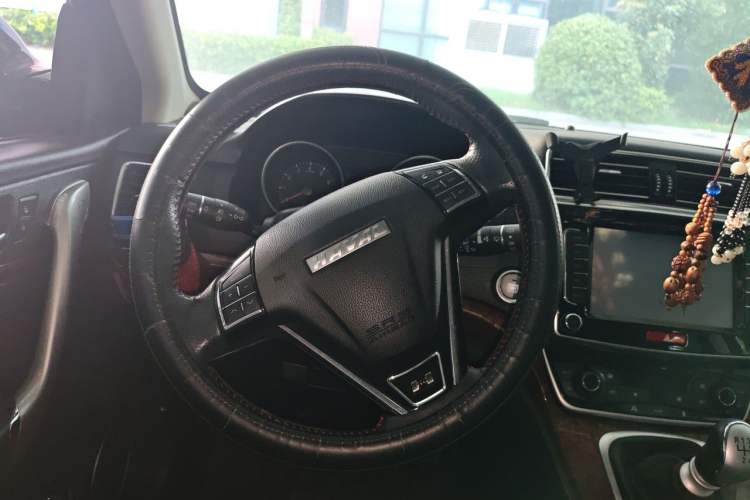 Used Haval H6 2017 Red-Label Sport Edition 1.5T Manual Two-Wheel Drive Elite Model Steering Wheel