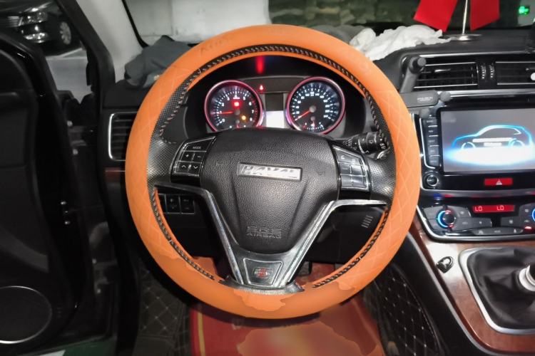 Used Haval H6 2017 Red-Label Sport Edition 1.5T Manual Two-Wheel Drive Elite Model Steering Wheel