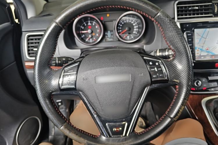 Used Haval H6 2017 Red-Label Sport Edition 1.5T Manual Two-Wheel Drive Elite Model Steering Wheel