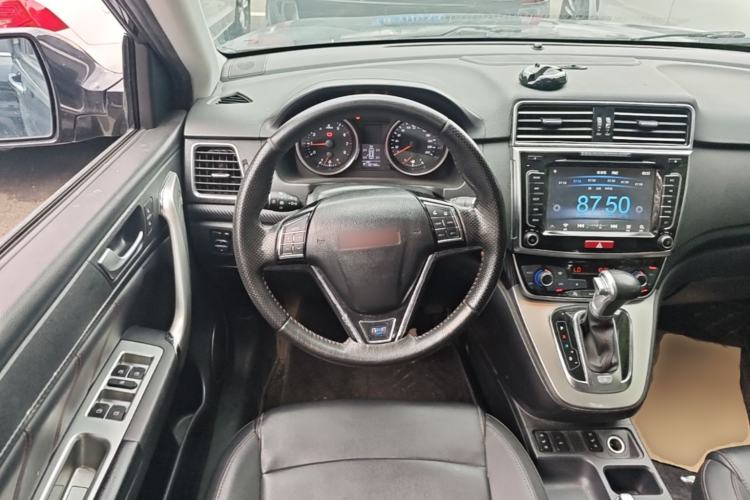 Used Haval H6 2017 Blue Label Sport Edition 1.5T Automatic Two-Wheel Drive Luxury Model Steering Wheel