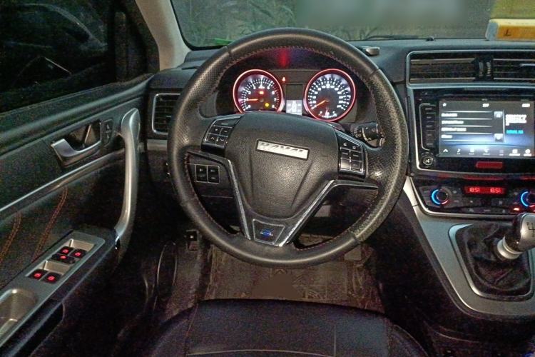 Used Haval H6 2017 Blue Label Sport Edition 1.5T Manual Two-Wheel Drive Elite Model Steering Wheel