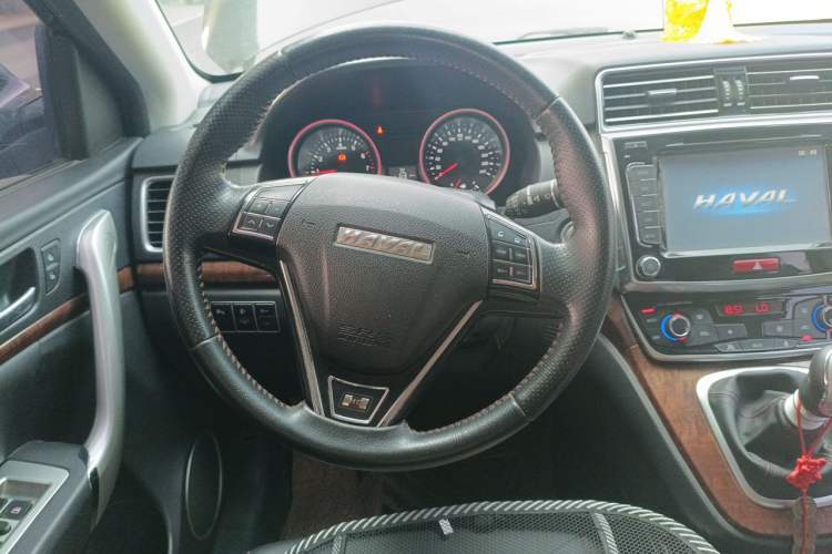 Used Haval H6 2017 Red-Label Sport Edition 1.5T Manual Two-Wheel Drive Elite Model Steering Wheel