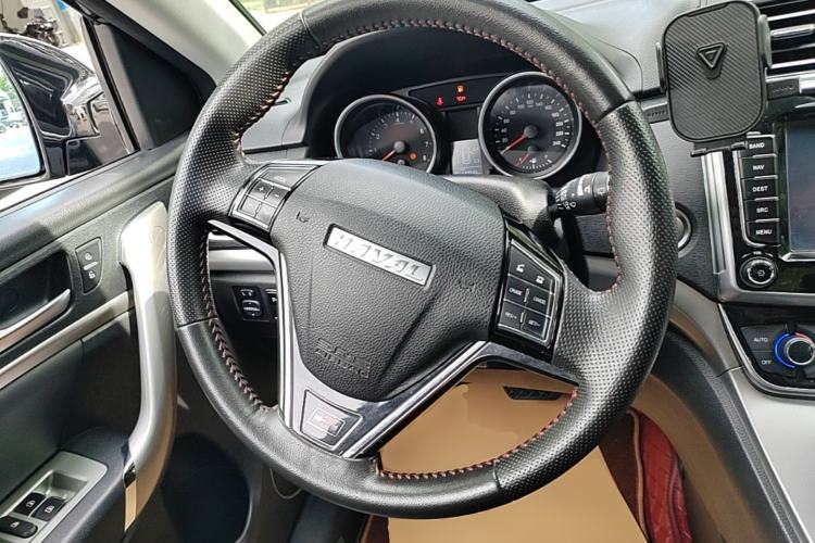 Used Haval H6 2017 Restyled Red-Label Sport Version 1.5T Automatic Two-Wheel Drive Luxury Trim Steering Wheel