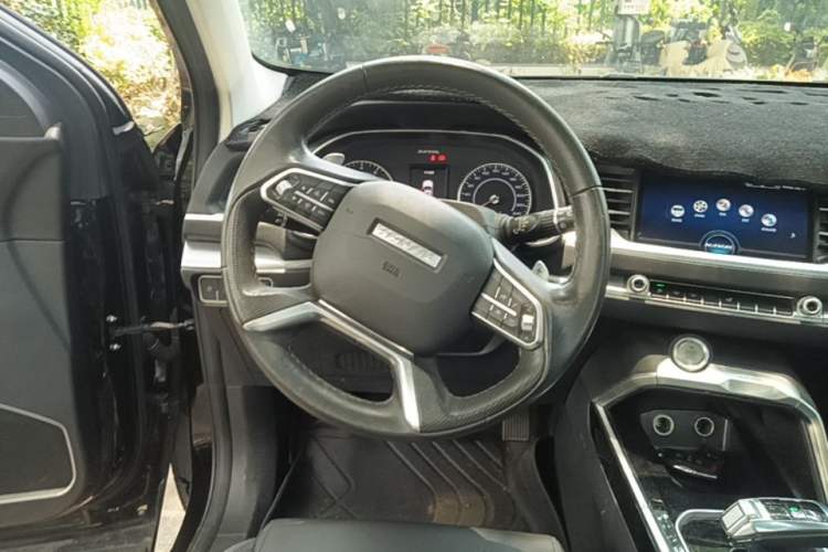 Used Haval H6 2017 Blue Label 2.0T Automatic Two-Wheel Drive Smart Edition Steering Wheel