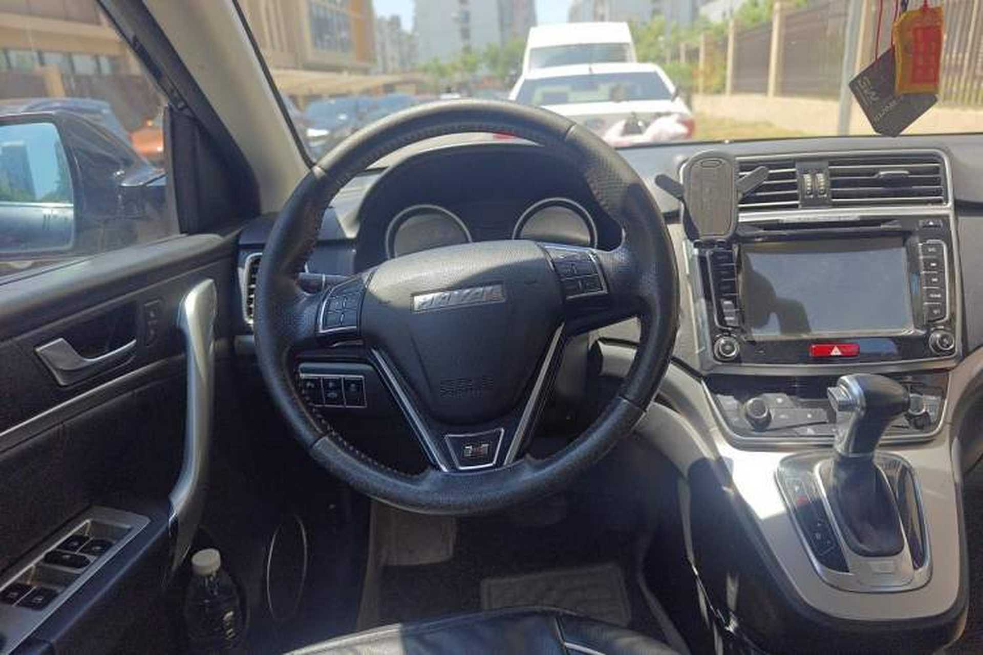 Used Haval H6 2017 Red-Label Sport Edition 1.5T Automatic Two-Wheel Drive Luxury Model Steering Wheel