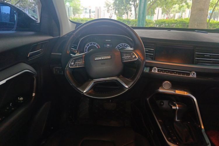 Used Haval H6 2017 Red-Label 1.5T Automatic Two-Wheel Drive Luxury Model Steering Wheel