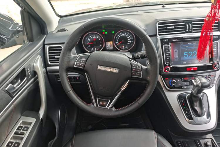 Used Haval H6 2017 Red-Label Sport Edition 1.5T Automatic Two-Wheel Drive Luxury Model Steering Wheel