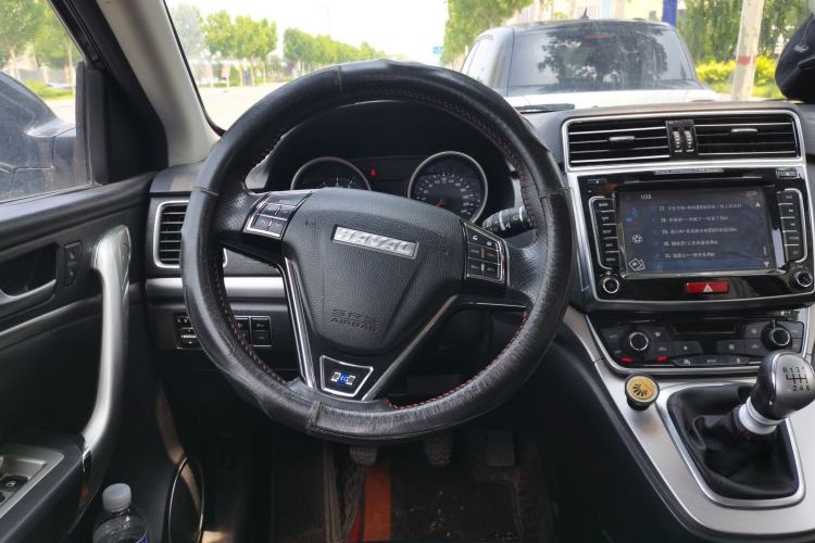Used Haval H6 2017 Blue Label Sport Edition 1.5T Manual Two-Wheel Drive Elite Model Steering Wheel