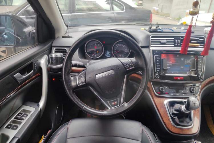 Used Haval H6 2017 Red-Label Sport Edition 1.5T Manual Two-Wheel Drive Elite Model Steering Wheel