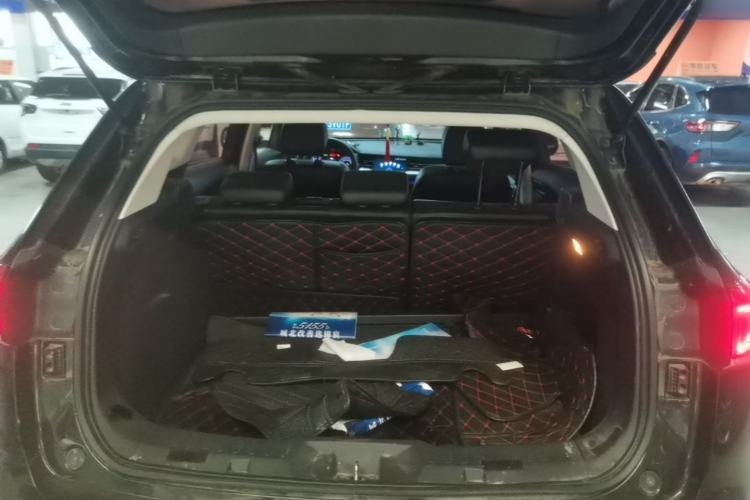 Used Haval H6 2017 Blue Label 2.0T Automatic Two-Wheel Drive Smart Edition Trunk