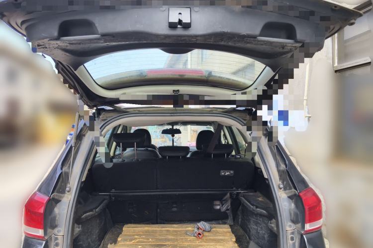 Used Haval H6 2017 Blue Label Sport Edition 1.5T Manual Two-Wheel Drive Elite Model Trunk