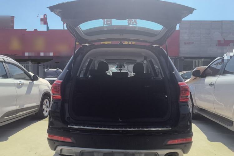 Used Haval H6 2017 Red-Label Sport Edition 1.5T Manual Two-Wheel Drive Elite Model Trunk