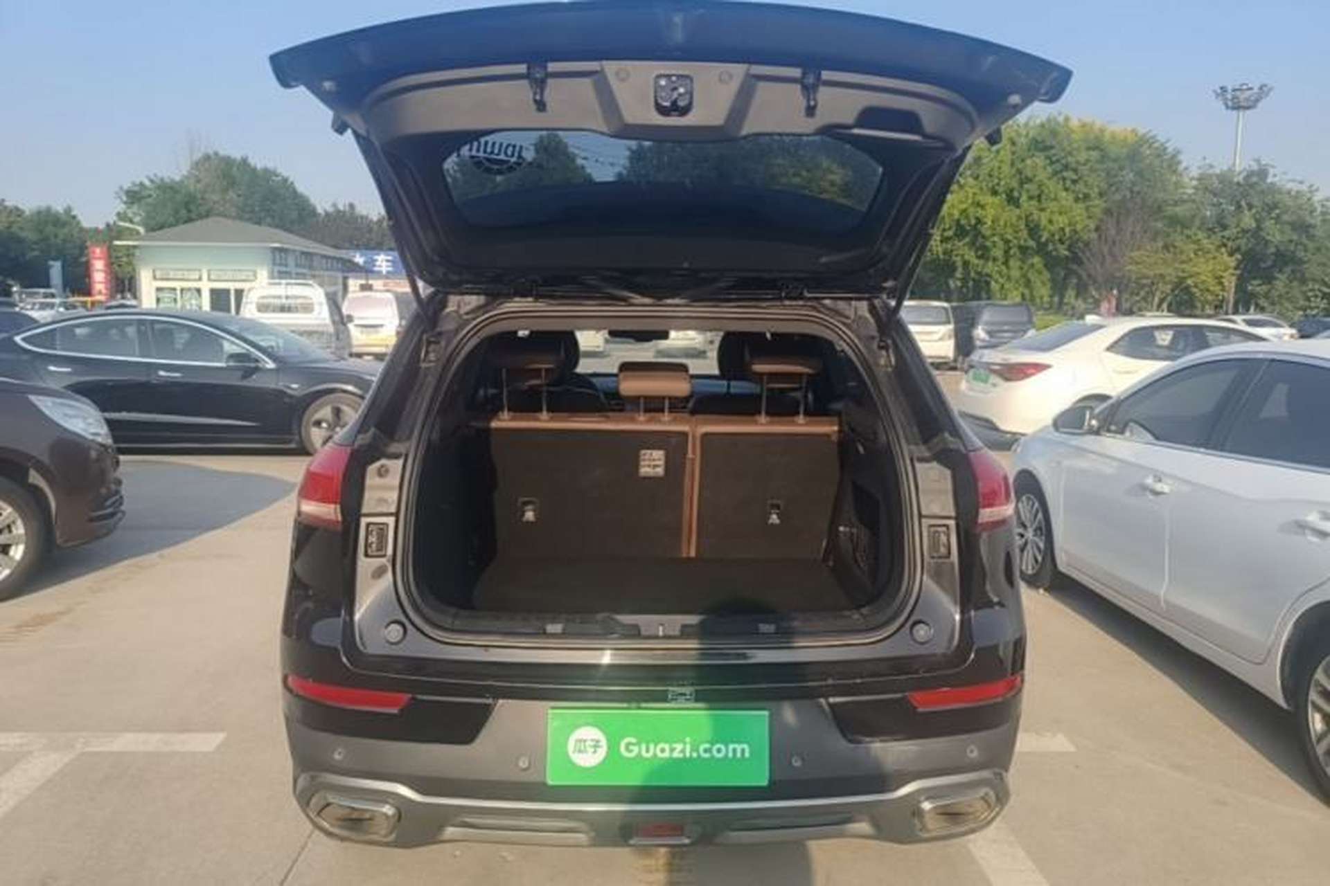 Used Haval H6 2017 Red Label 2.0T Automatic Two-Wheel Drive ZhiShang Model Trunk