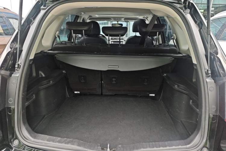 Used Haval H6 2017 Red-Label Sport Edition 1.5T Automatic Two-Wheel Drive Luxury Model Trunk