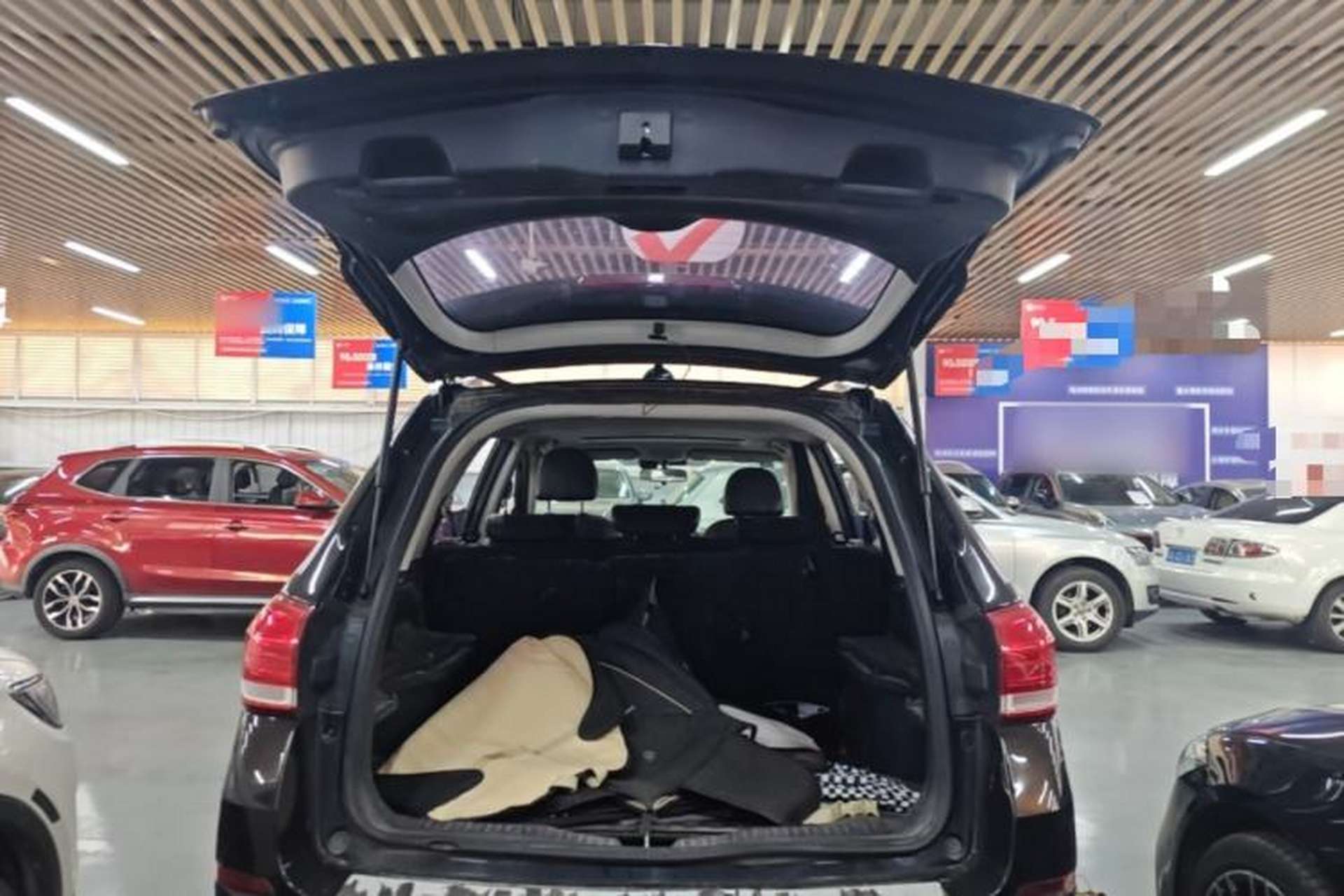 Used Haval H6 2017 Blue Label Sport Edition 1.5T Automatic Two-Wheel Drive Luxury Model Trunk