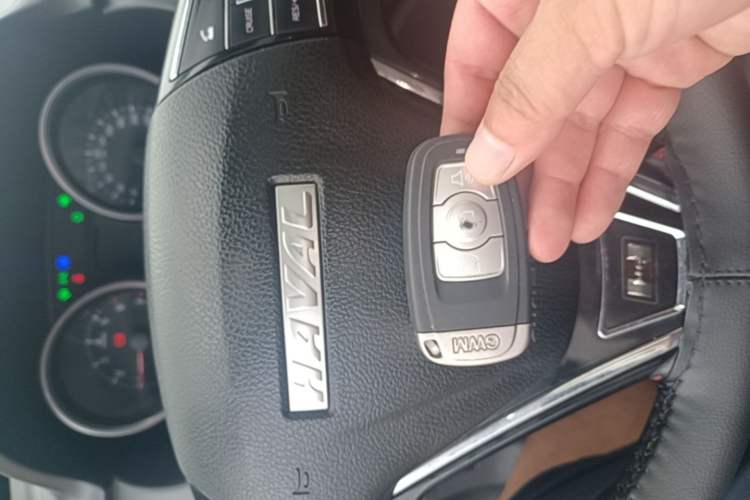 Used Haval H6 2017 Red-Label Sport Edition 1.5T Manual Two-Wheel Drive Elite Model Vehicle Key