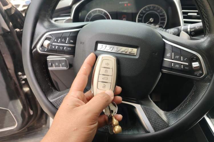 Used Haval H6 2017 Red Label 2.0T Automatic Two-Wheel Drive ZhiShang Model Vehicle Key