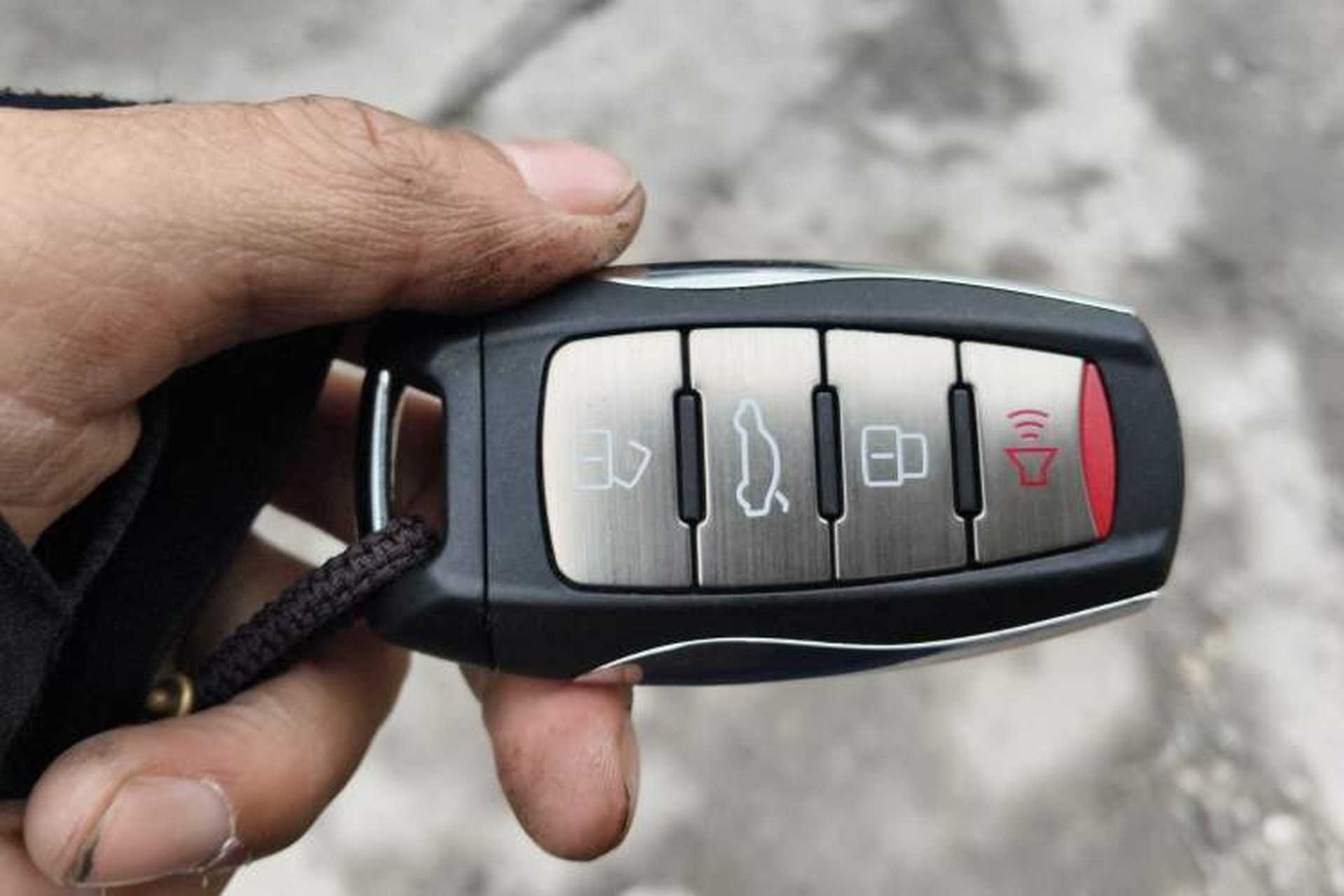 Used Haval H6 2017 Red-Label 1.5T Automatic Two-Wheel Drive Smart Edition Vehicle Key
