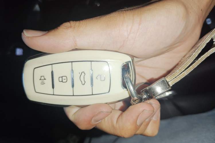Used Haval H6 2017 Red-Label 1.5T Automatic Two-Wheel Drive Smart Edition Vehicle Key