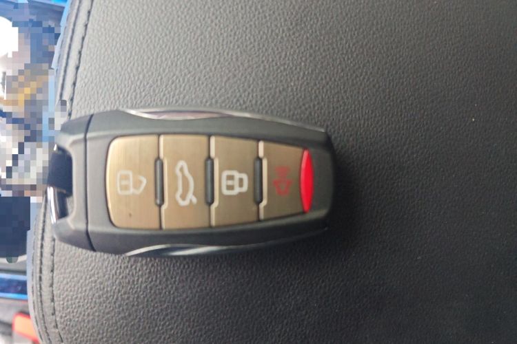 Used Haval H6 2017 Red Label 2.0T Automatic Two-Wheel Drive ZhiShang Model Vehicle Key