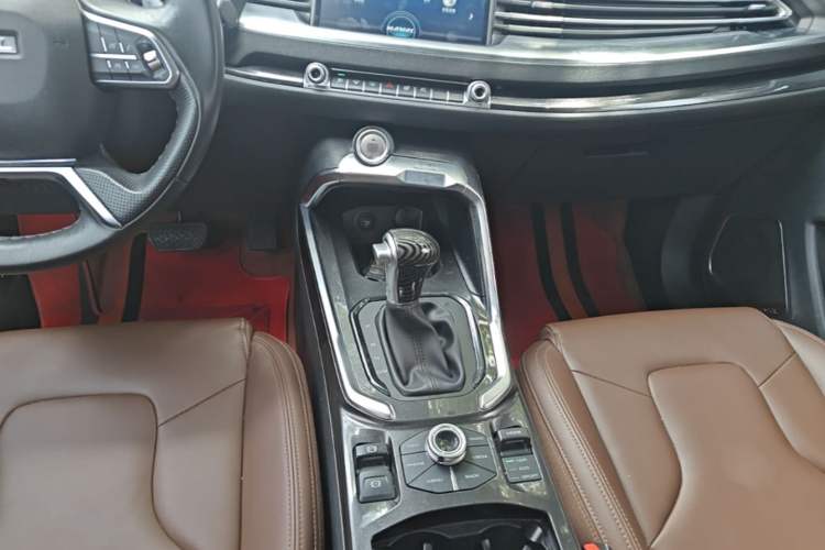 Used Haval H6 2017 Red-Label 1.5T Automatic Two-Wheel Drive Smart Edition Audio And AC Panel