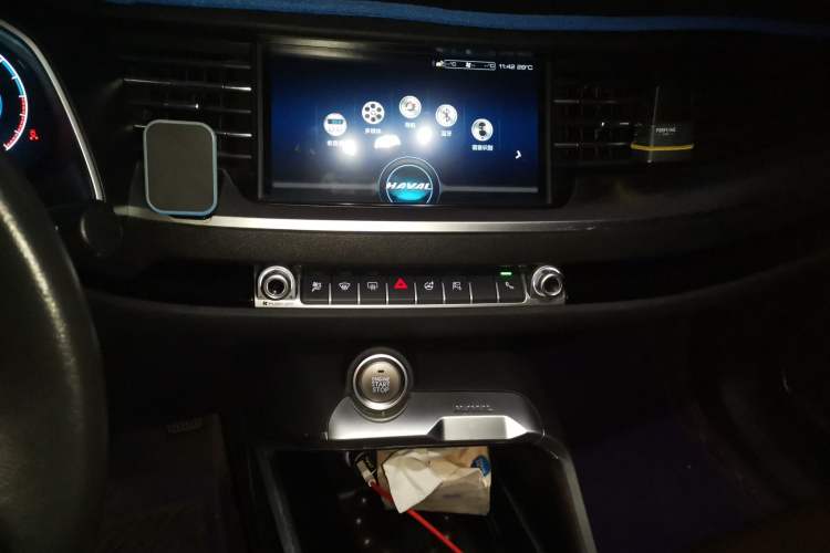 Used Haval H6 2017 Blue Label 2.0T Automatic Two-Wheel Drive Leading Model Audio And AC Panel