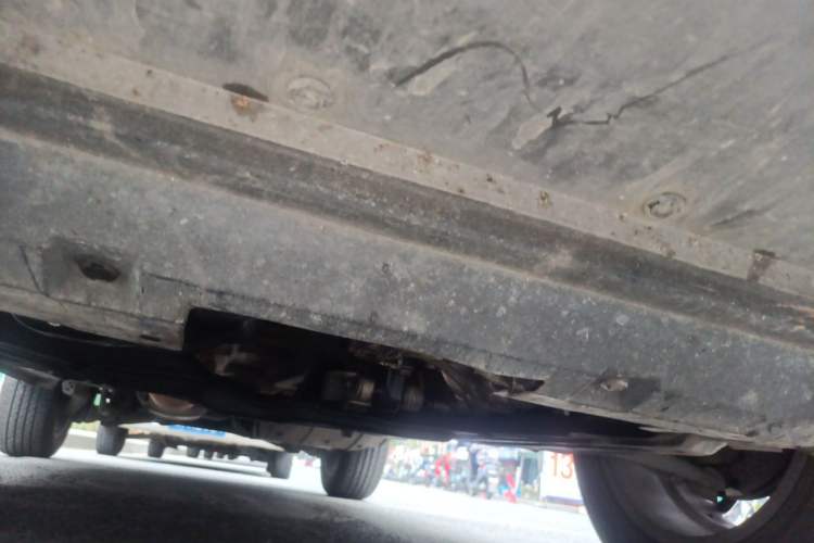Used Haval H6 2017 Red Label 2.0T Automatic Two-Wheel Drive ZhiShang Model Chassis Front