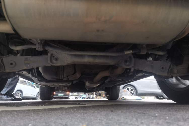 Used Haval H6 2017 Blue Label 2.0T Automatic Two-Wheel Drive Leading Model Chassis Rear Right