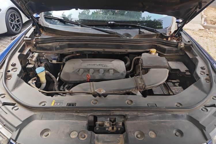 Used Haval H6 2017 Red-Label 1.3T Automatic Two-Wheel Drive ZhiShang Model Engine Bay