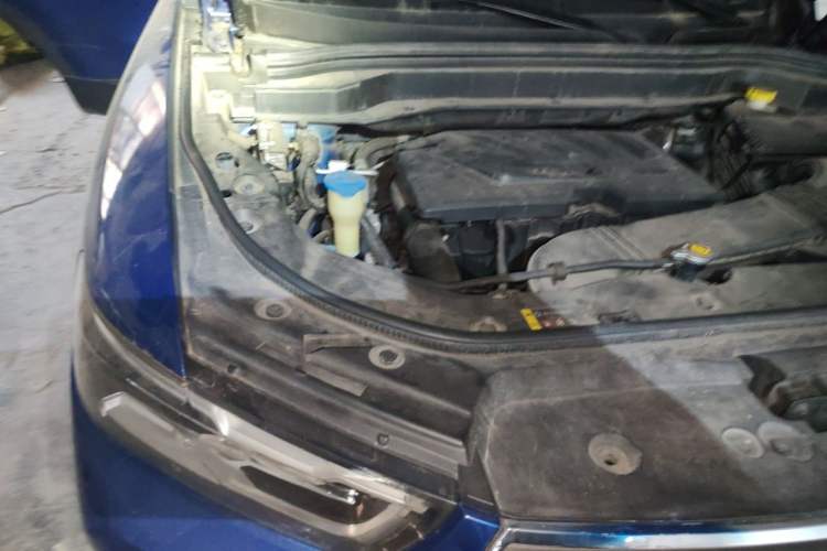Used Haval H6 2017 Red-Label 1.5T Automatic Two-Wheel Drive Leading Version Engine Bay Right