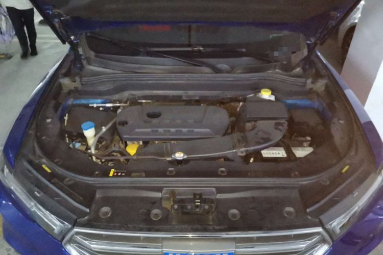 Used Haval H6 2017 Blue Label 2.0T Automatic Two-Wheel Drive Leading Model Engine Bay