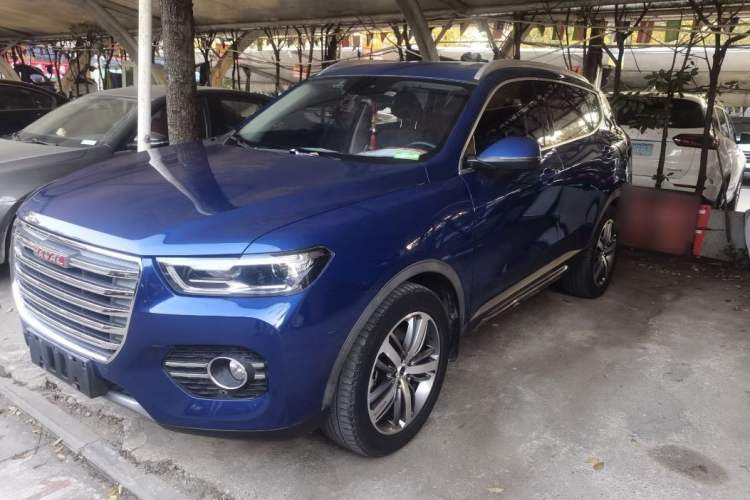 Used Haval H6 2017 Red Label 2.0T Automatic Two-Wheel Drive ZhiShang Model Exterior 1