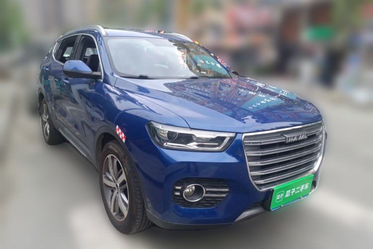 Used Haval H6 2017 Red Label 2.0T Automatic Two-Wheel Drive ZhiShang Model Front Right 45 Deg