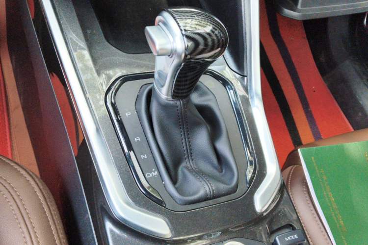Used Haval H6 2017 Red-Label 1.5T Automatic Two-Wheel Drive Smart Edition Gear Lever