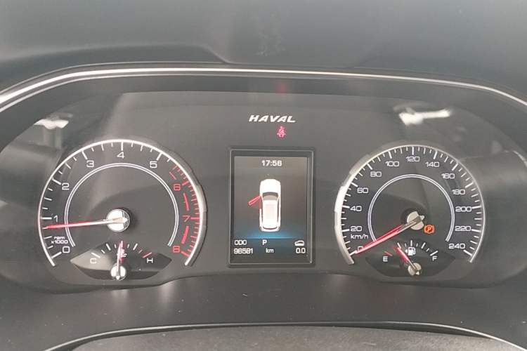 Used Haval H6 2017 Red Label 2.0T Automatic Two-Wheel Drive ZhiShang Model Instrument Cluster