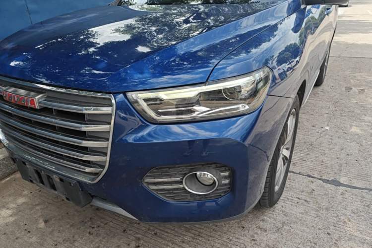 Used Haval H6 2017 Red-Label 1.5T Automatic Two-Wheel Drive Smart Edition Left Front Headlight