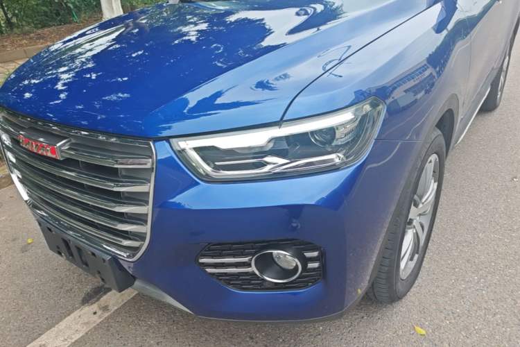 Used Haval H6 2017 Red Label 2.0T Automatic Two-Wheel Drive ZhiShang Model Left Front Headlight