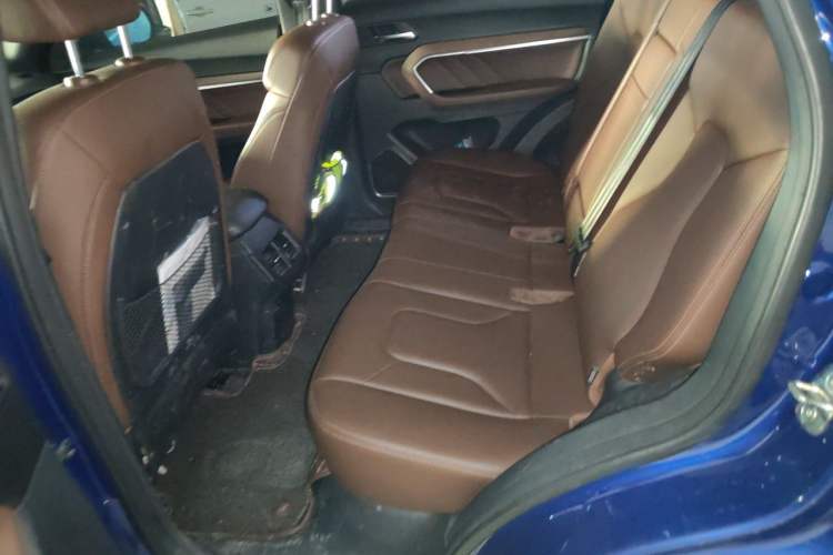 Used Haval H6 2017 Red-Label 1.5T Automatic Two-Wheel Drive Leading Version Left Rear Seat