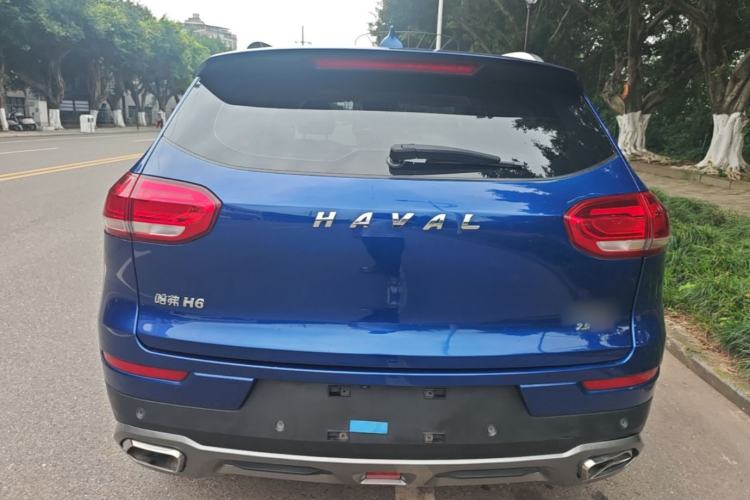 Used Haval H6 2017 Red Label 2.0T Automatic Two-Wheel Drive ZhiShang Model Rear