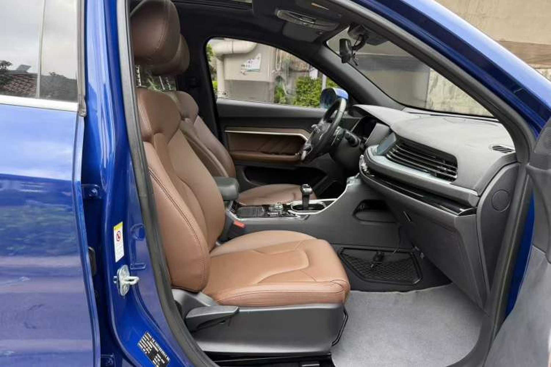 Used Haval H6 2017 Red Label 2.0T Automatic Two-Wheel Drive ZhiShang Model Right Front Seat