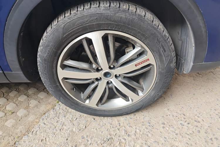 Used Haval H6 2017 Red-Label 1.3T Automatic Two-Wheel Drive ZhiShang Model Right Front Wheel Hub