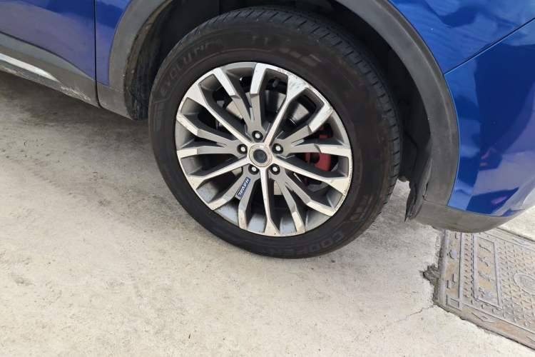 Used Haval H6 2017 Blue Label 2.0T Automatic Two-Wheel Drive Leading Model Right Front Wheel Hub
