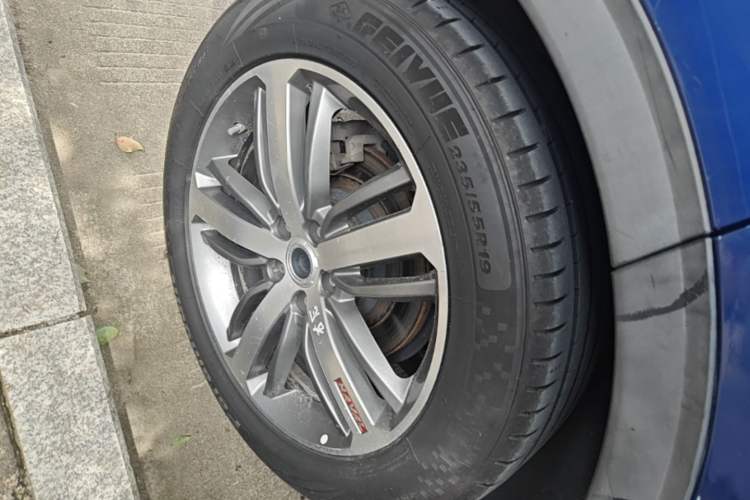 Used Haval H6 2017 Red-Label 1.5T Automatic Two-Wheel Drive Smart Edition Right Rear Wheel Hub