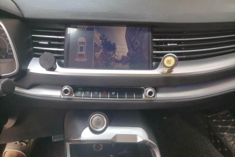 Used Haval H6 2017 Blue Label 2.0T Automatic Two-Wheel Drive Smart Edition Audio And AC Panel