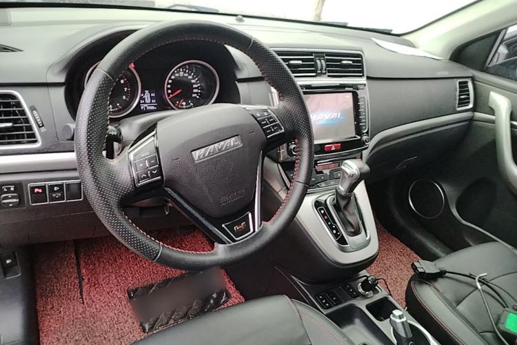 Used Haval H6 2017 Red-Label Sport Edition 1.5T Automatic Two-Wheel Drive Luxury Model Center Console