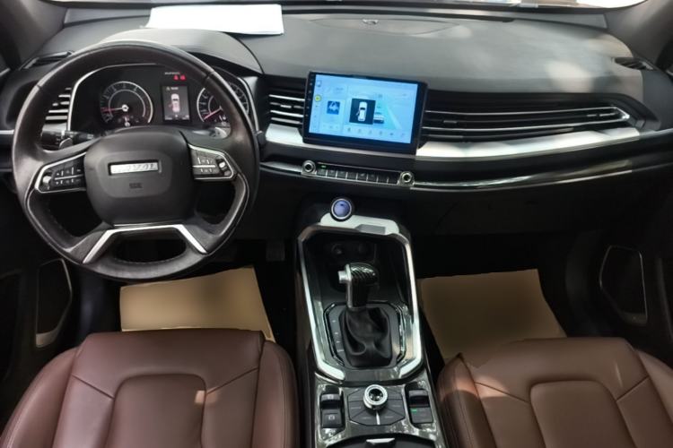 Used Haval H6 2017 Blue Label 1.5T Automatic Two-Wheel Drive ZhiShang Model Center Console