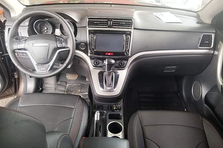 Used Haval H6 2017 Red-Label Sport Edition 1.5T Automatic Two-Wheel Drive Luxury Model Center Console