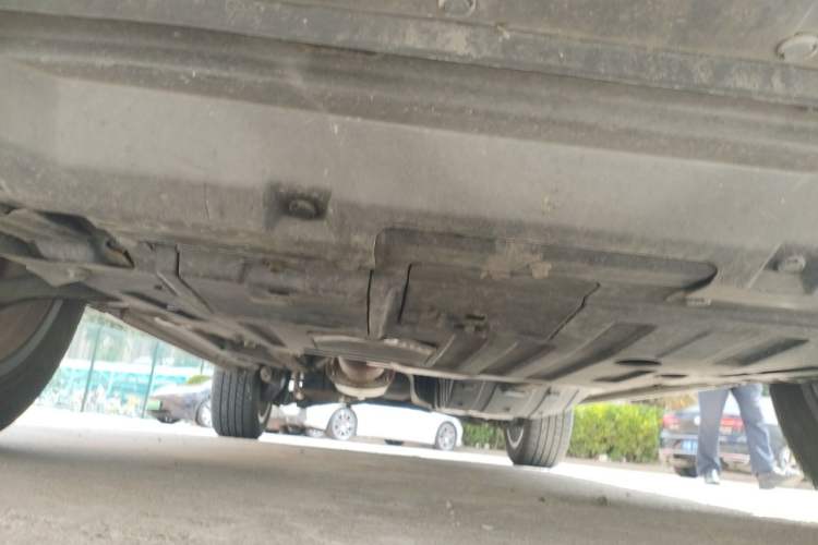 Used Haval H6 2017 Blue Label 1.5T Automatic Two-Wheel Drive ZhiShang Model Chassis Front