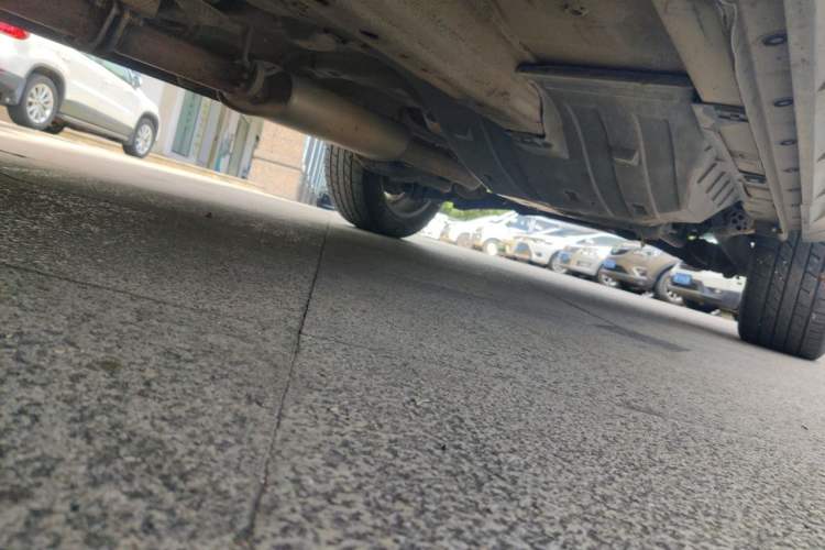 Used Haval H6 2017 Blue Label 1.3T Automatic Two-Wheel Drive ZhiShang Model Chassis Front Left
