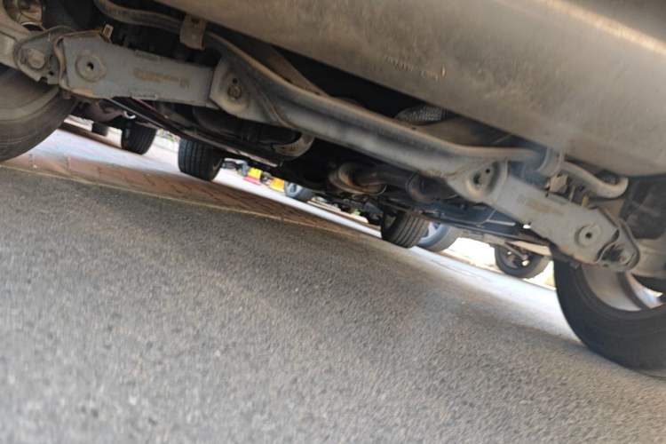 Used Haval H6 2017 Red Label 2.0T Automatic Two-Wheel Drive ZhiShang Model Chassis Rear